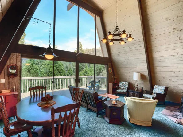 60027 S Cascadel Dr, North Fork, CA 93643