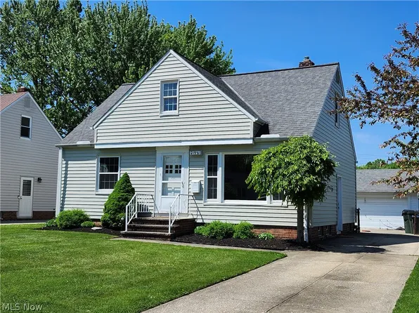 1732 Eldon Dr, Wickliffe, OH 44092