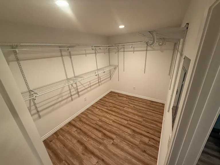 7661 Haldor Pl — Photo 8
