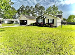 131 Ranier St, Baxley, GA 31513