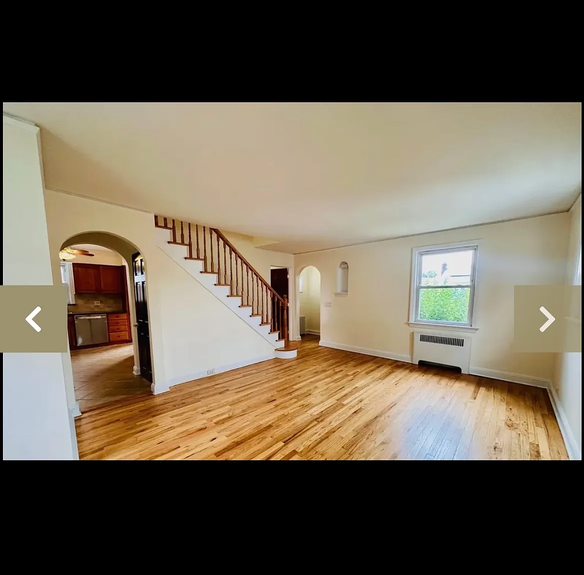 3 bed, 1400 sqft, $3,700 — Photo 2