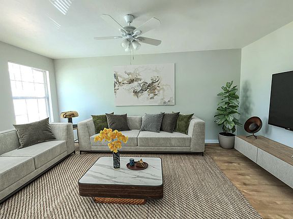 5th image of 2492 E Thundell St