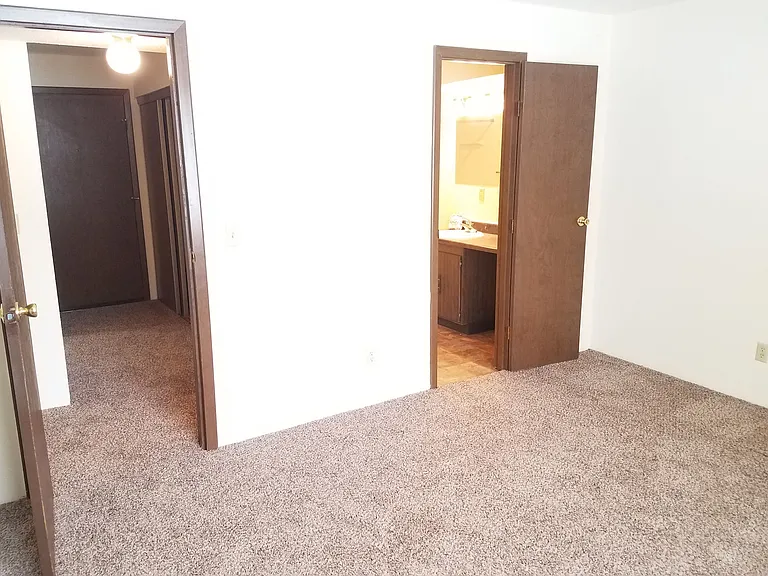 Winding Hills Apartments — Photo 93