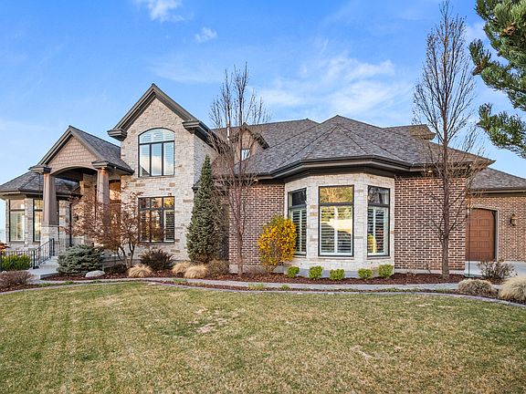 3rd image of 1205 N Elk Ridge Ln #202