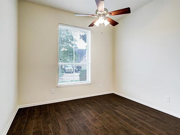 4th image of 12419 Tyler Springs Ln