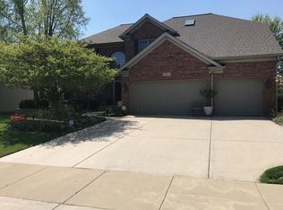 4628 Haviland Ct, Naperville, IL 60564