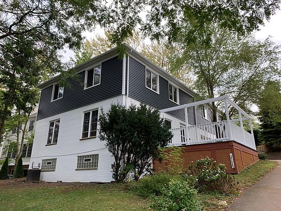 House from Cliffside Commons Road