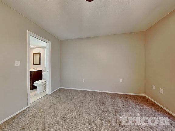 5th image of 206 Earl St