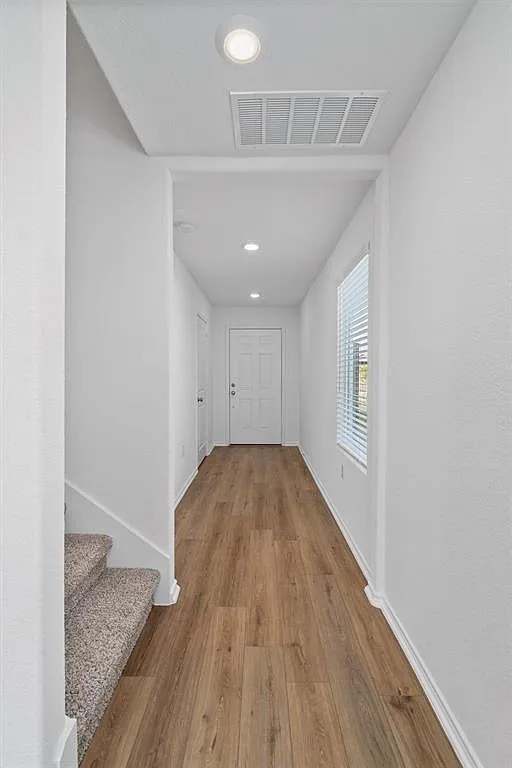 4 bed, 2.5 bath, 1615 sqft, $1,850 — Photo 2