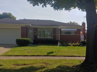 29446 Runey Dr, Warren, MI 48092