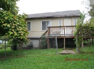 904 Ewart Ave, Beckley, WV 25801