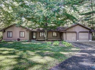 2519 Gradwohl Rd, Toledo, OH 43617