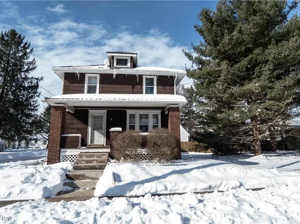 325 Market St NE, Navarre, OH 44662