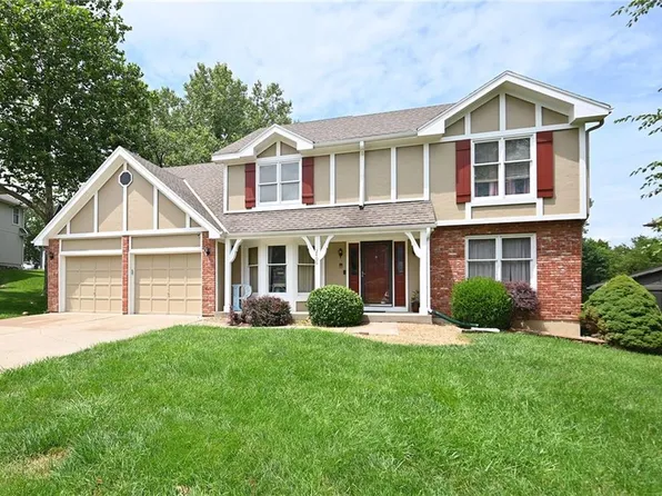 2406 NE 78th Ter, Gladstone, MO 64118