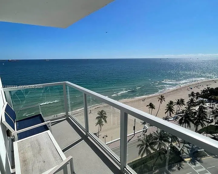 209 N Fort Lauderdale Beach Blvd #12E — Photo 2