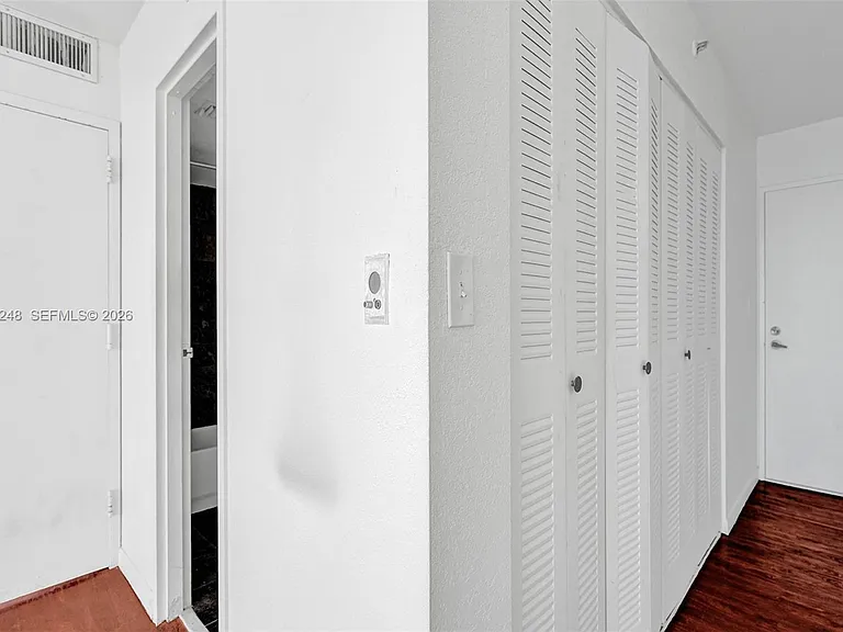 7601 E Treasure Dr #2205 — Photo 11