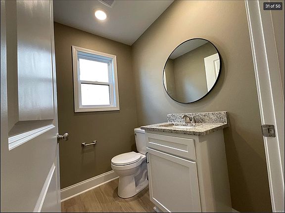 5th image of 401 & 403 E Center St #401