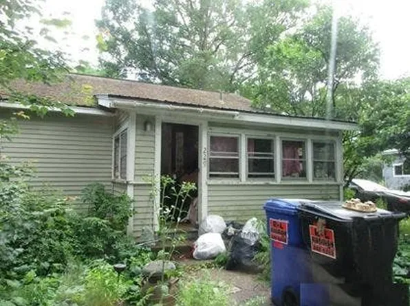 229 Pine Ln, Salisbury, VT 05769