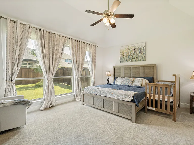 4241 Mill Pond Dr — Photo 9
