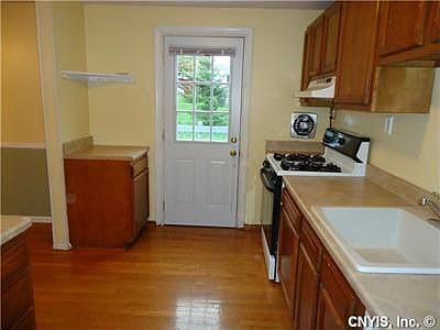 3rd image of 3686 Gardenia Dr