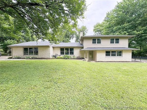 3025 Seminole Drive, Jeffersonville, IN 47130
