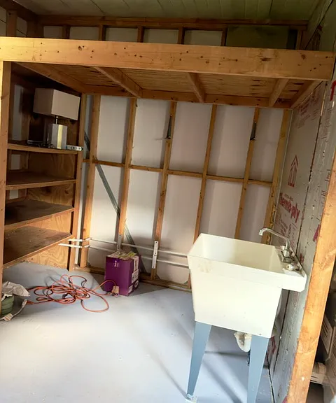 707 Robin Ln — Photo 17