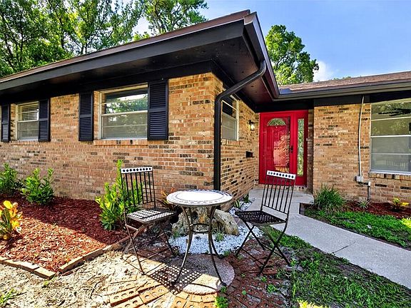 3rd image of 5212 CLARENDON ROAD