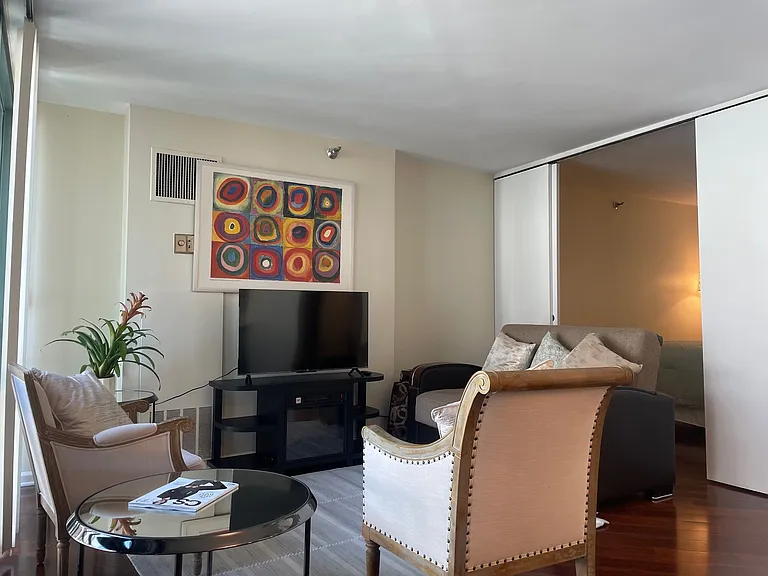 480 N McClurg Ct #912 — Photo 7