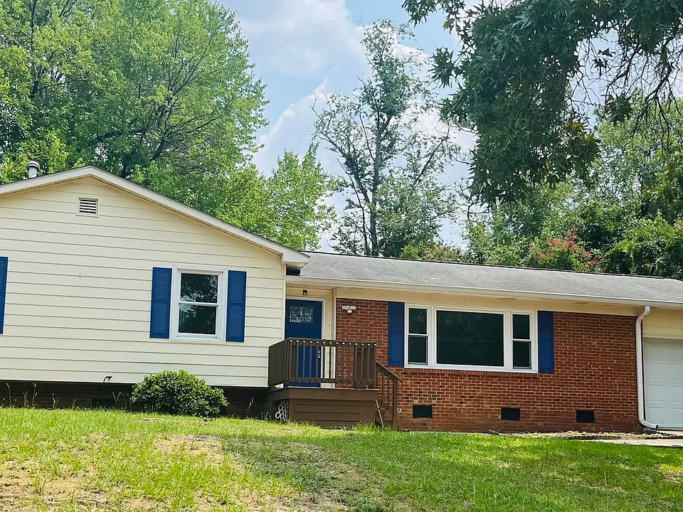 873 Bedrock Dr