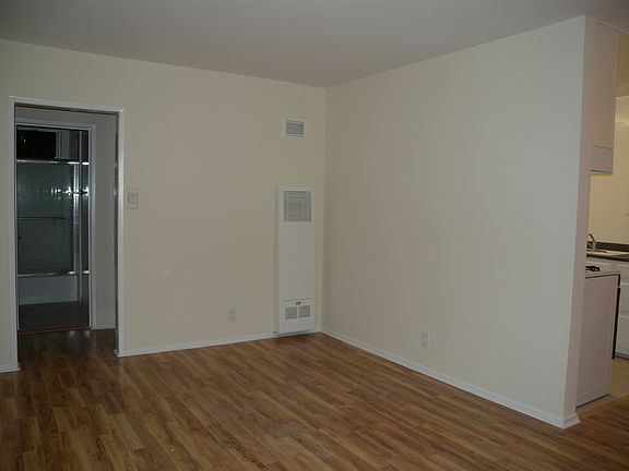 4th image of 750 Lillian Way APT 3