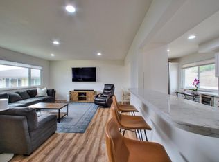 7560 Cathedral Oaks Rd APT 11, Goleta, CA 93117