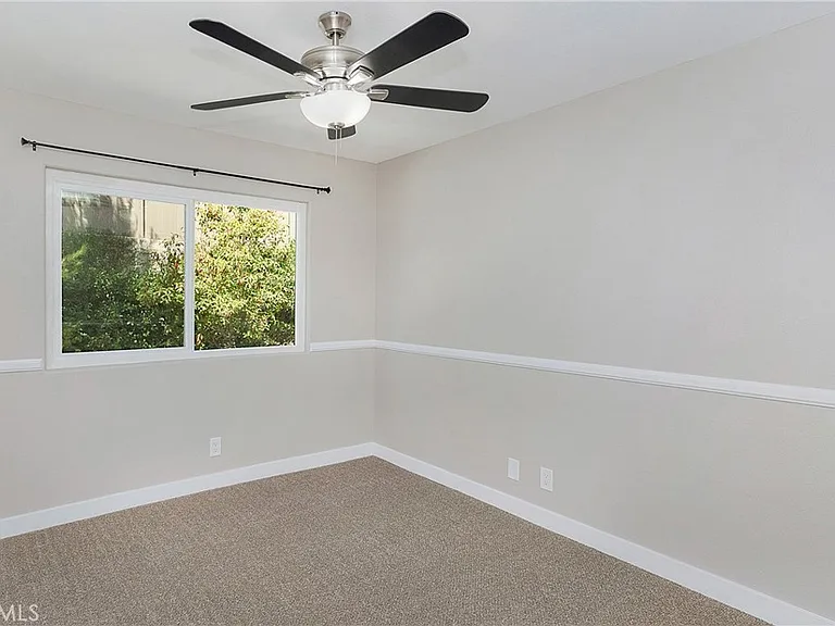 419 Fleming Ave — Photo 17