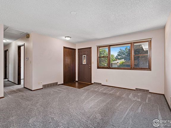 3rd image of 2505 N Empire Ave