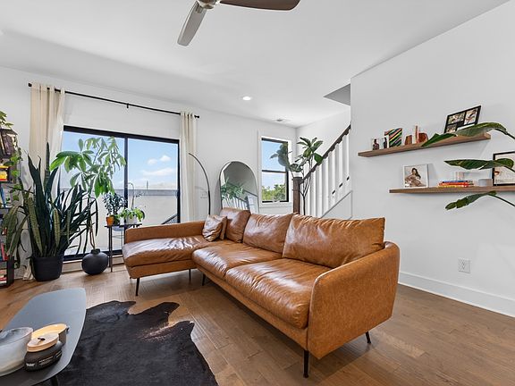 3rd image of 710 Inspiration Blvd
