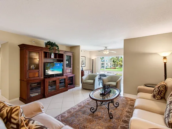 12511 Imperial Isle Drive #201, Boynton Beach, FL 33437