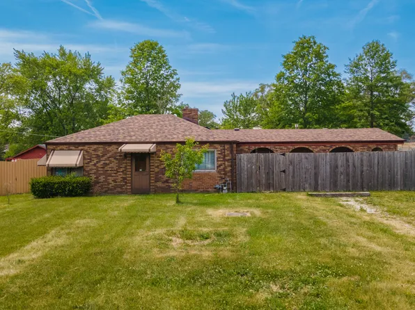 9548 S 89th Ave, Palos Hills, IL 60465