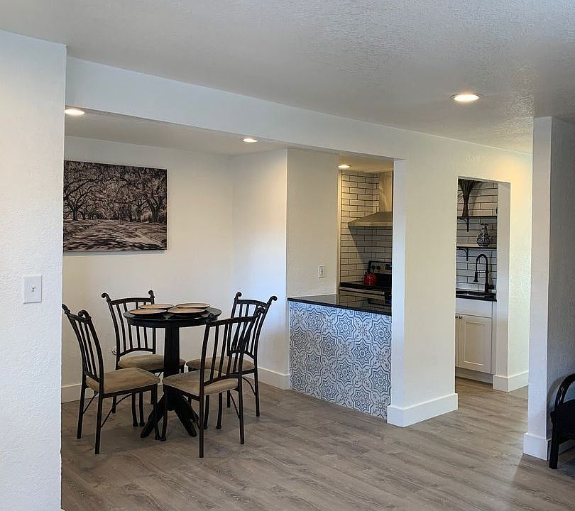 2nd image of 1287 Wolff St #8407535