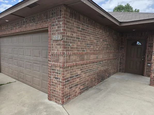 (undisclosed Address), Newcastle, OK 73065