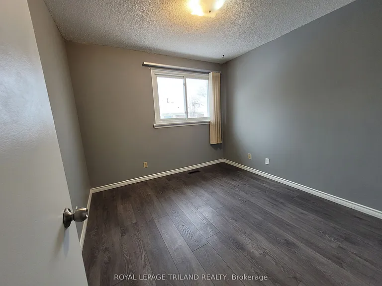 358 Homestead Ct #7 — Photo 5