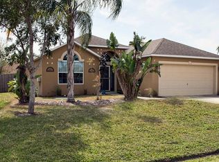 174 SW Ray Ave, Pt Saint Lucie, FL 34953