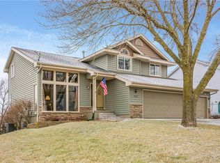 2320 Park Dr, West Des Moines, IA 50265