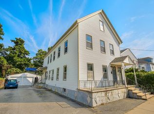 86 Bowden St, Lowell, MA 01852