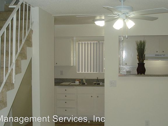 2nd image of 21445 Saticoy St APT 10