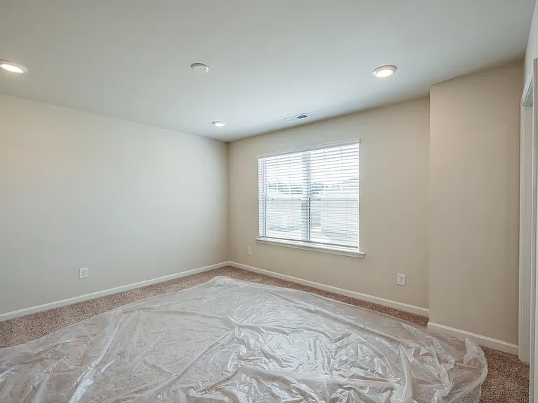 418 Sagecroft Ln — Photo 14