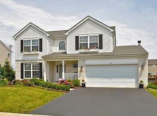 14136 S Hunt Club Ln, Plainfield, IL 60544