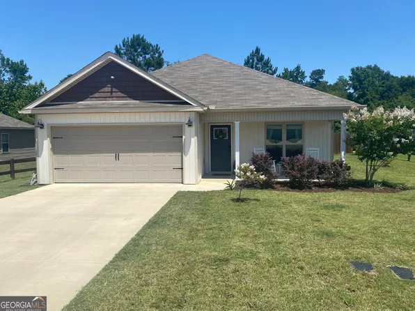 51 Cole Dr, Hawkinsville, GA 31036