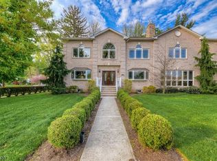 117 Meadowbrook Pl, South Orange, NJ 07079