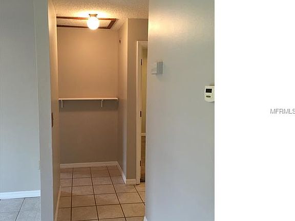 4th image of 4705 Lake Shore Dr
