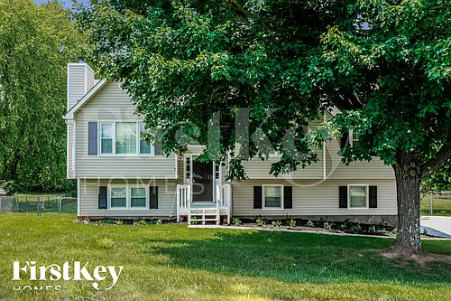 2097 Blackberry Cir Photo 1