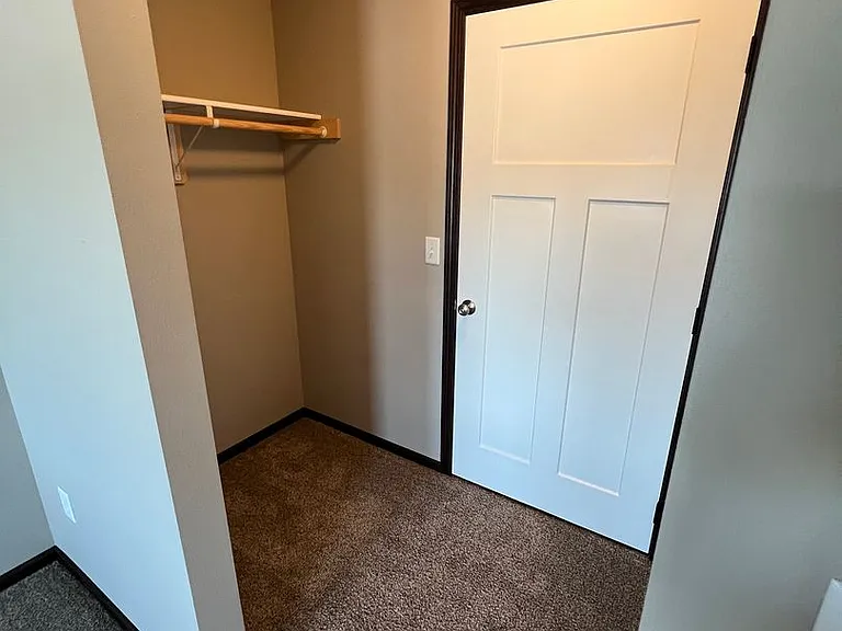 7051 Freedom Ct — Photo 11
